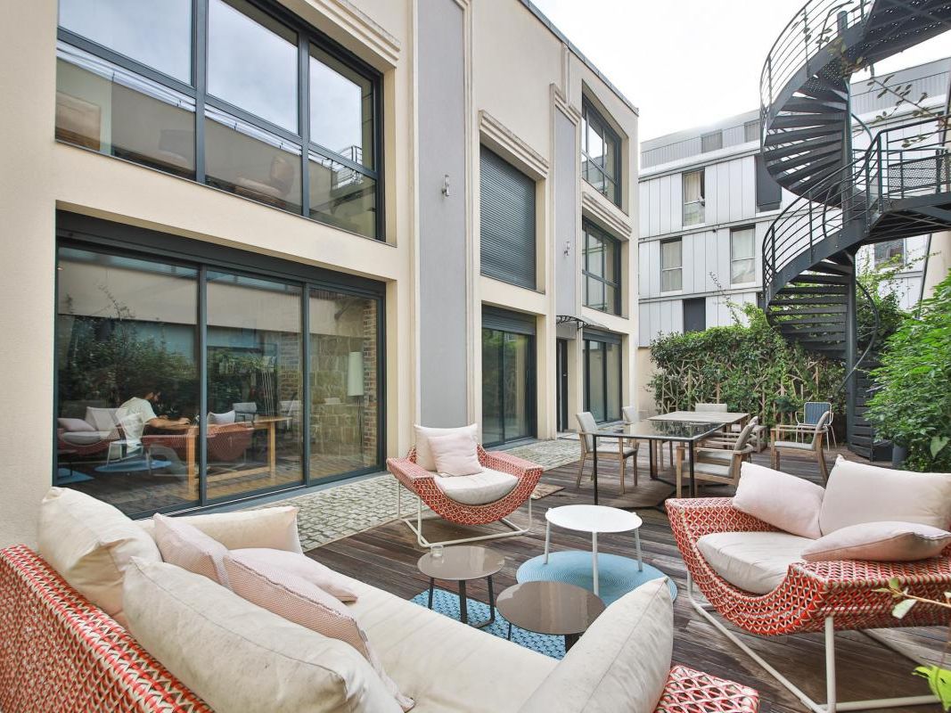 Location bureaux 374 m² non divisibles