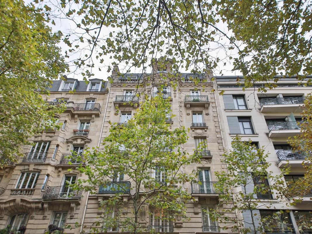 Location bureaux 374 m² non divisibles