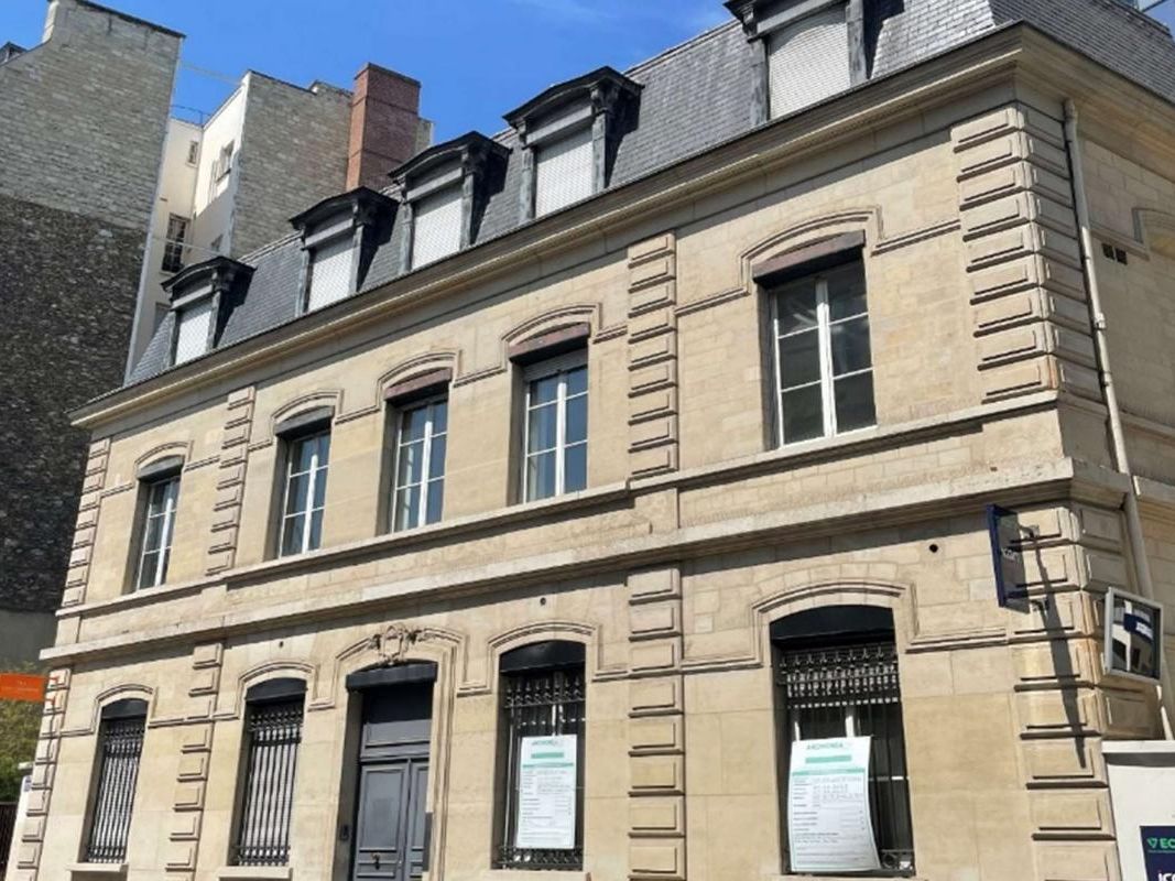 Location bureaux 477 m² non divisibles