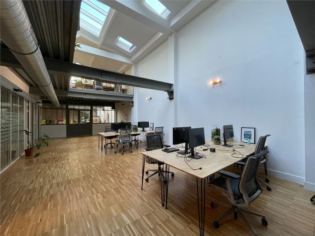 Location bureaux 63 m² à Paris