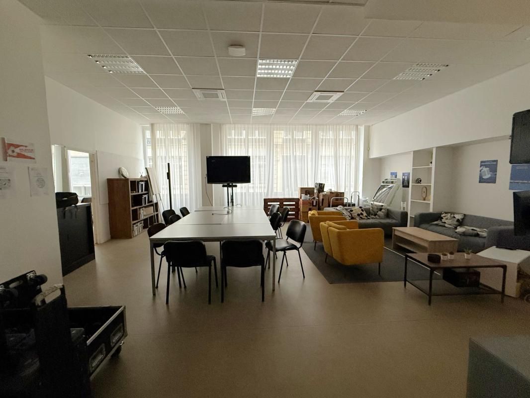 Location bureaux 116 m² non divisibles