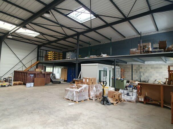 LOCAL D'ACTIVITES - ZI LONGVIC - A LOUER