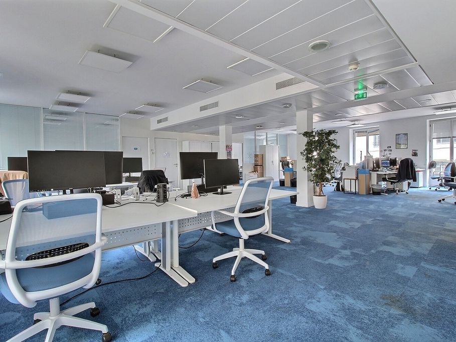 Location bureaux 329 m² non divisibles