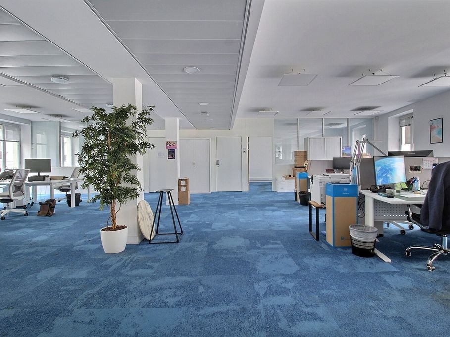 Location bureaux 329 m² non divisibles