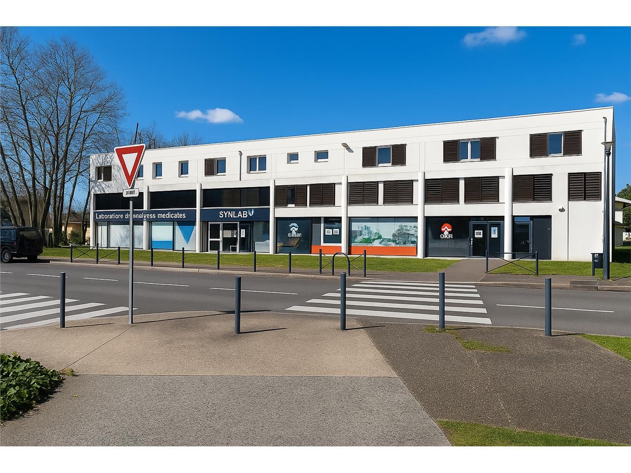 Location bureaux 62.00 m² à BORDEAUX