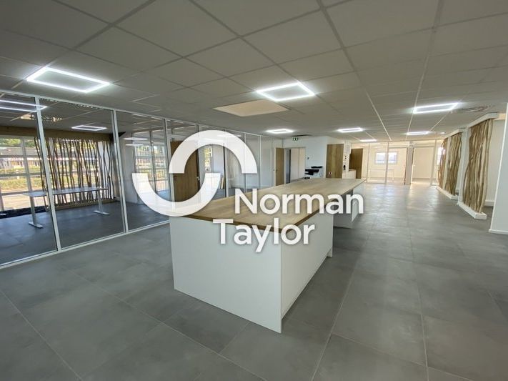 Location bureaux 260 m² non divisibles