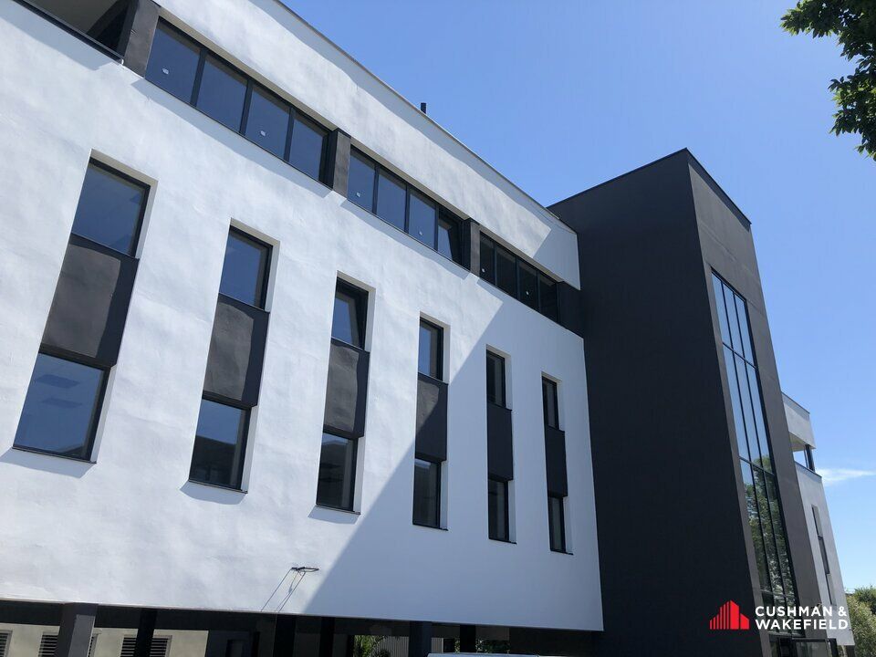 Immeuble neuf à usage de bureaux - surface de 390 m² à louer