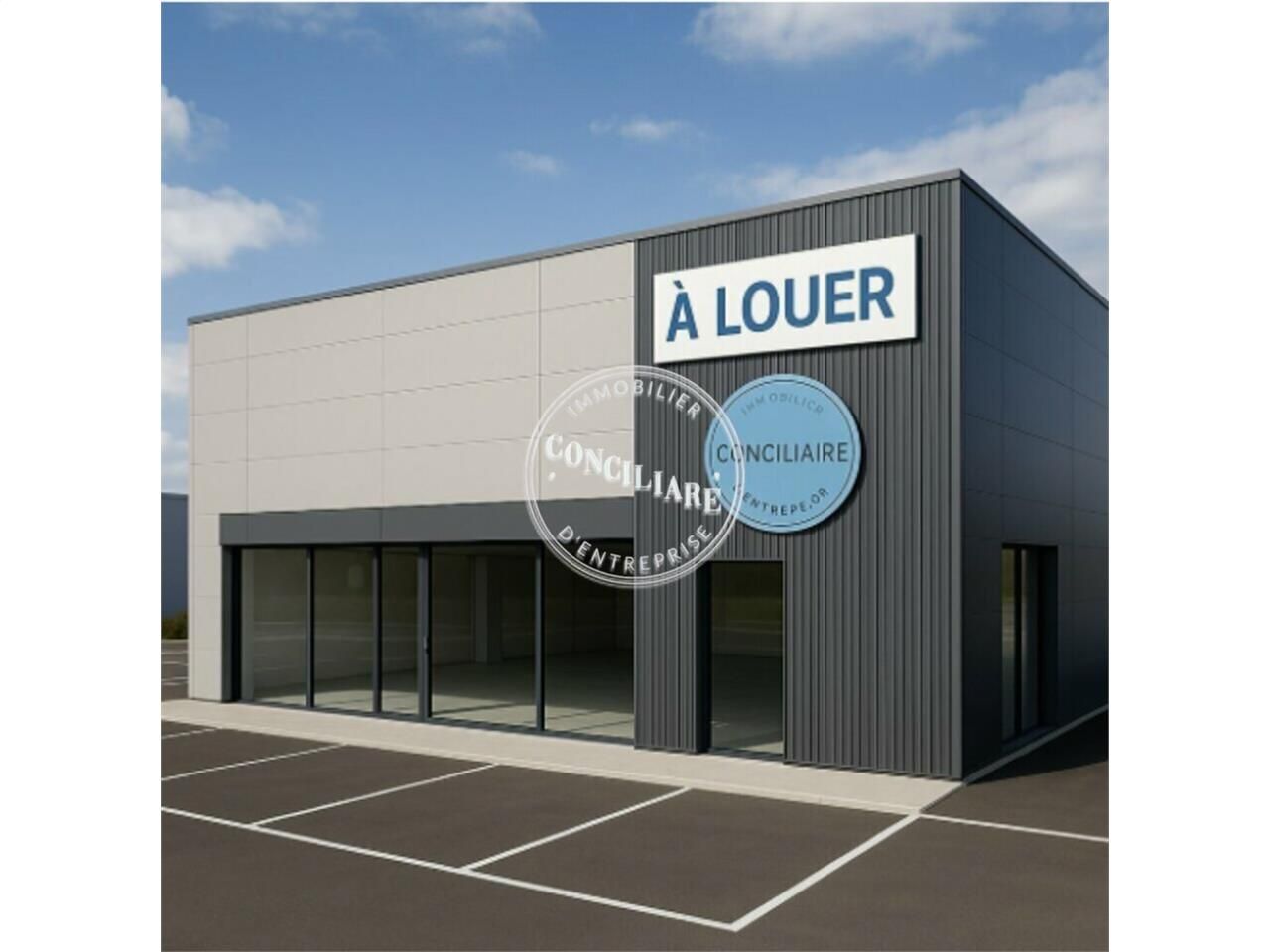 Location local commercial 2400 m² divisibles à partir de 240 m²