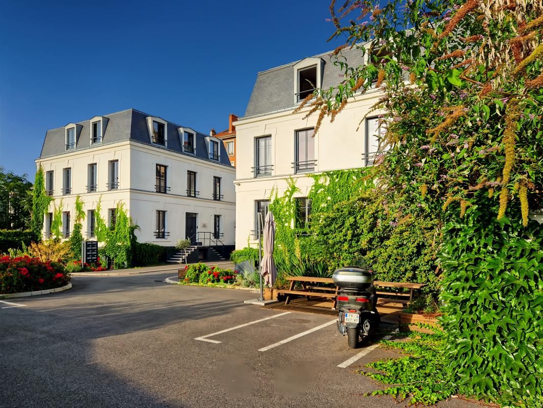 Location bureaux 100 m² non divisibles