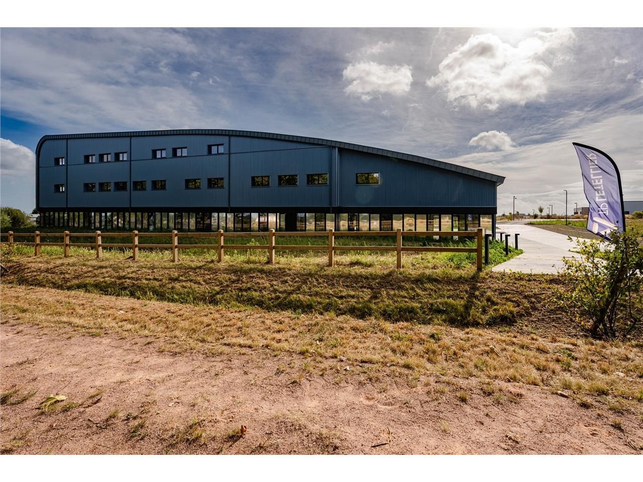 Vente bureaux 50 m² à Douvres-la-Délivrande