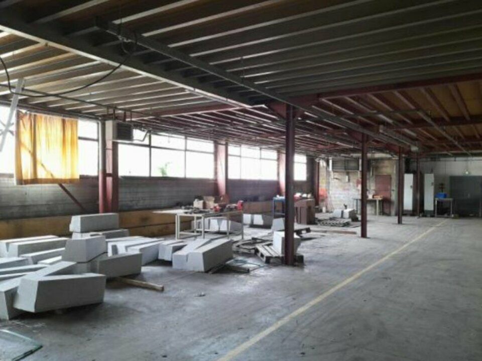 Bâtiment d'activités de 2 700 m² à louer/acheter - Nord Franche-Comté   