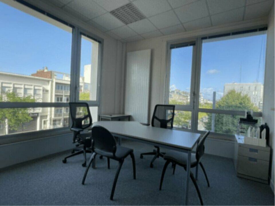 Location bureaux 649 m² divisibles à partir de 100 m²