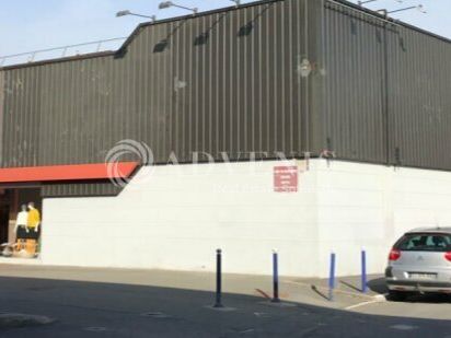 Location local commercial 1159 m² non divisibles