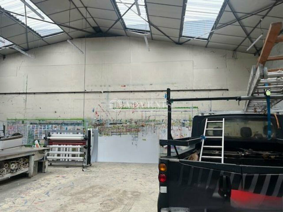 Location local d''activites 295 m² non divisibles