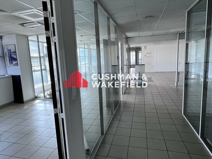 Location activité/entrepôt - 6000 m²