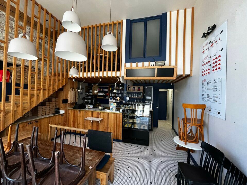Vente local commercial 156 m² non divisibles