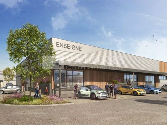 Vente local commercial 1400 m² divisibles à partir de 350 m²
