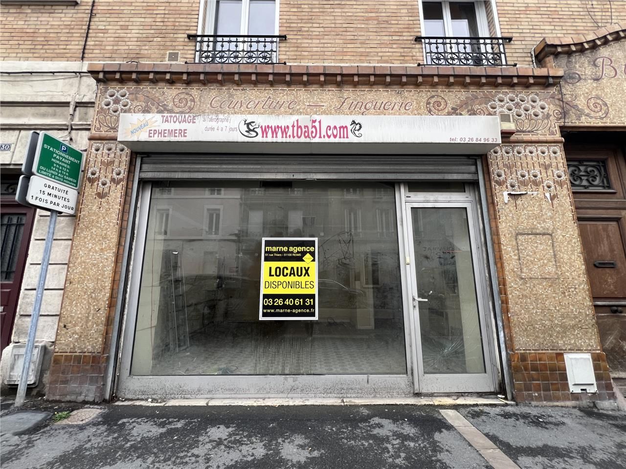 Location local commercial 54 m² à Reims