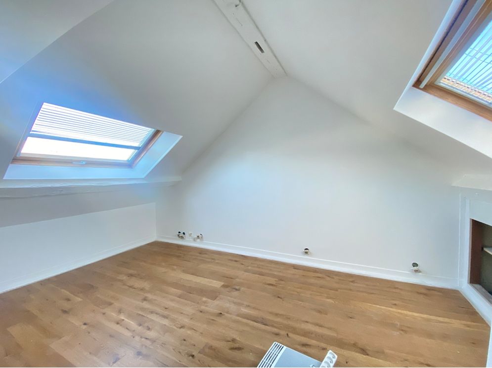 Location bureaux 125 m² non divisibles