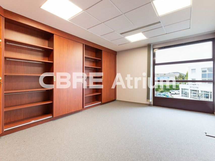 Location bureaux 250 m² non divisibles