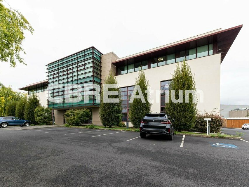Location bureaux 1400 m² divisibles à partir de 250 m²