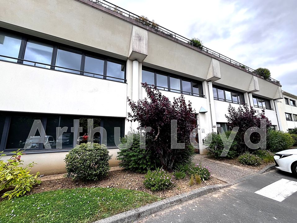 Location bureaux 108.00 m² à CAEN