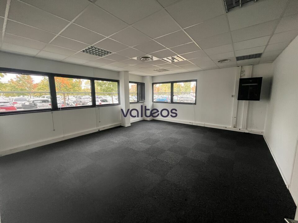 Location bureaux 234 m² non divisibles