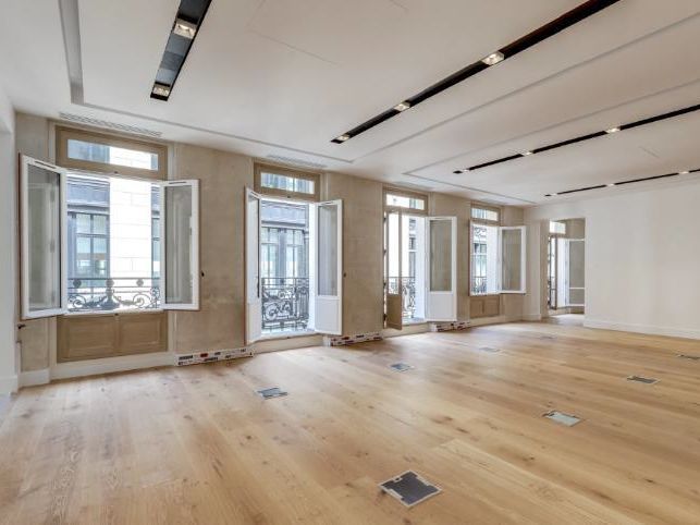 Location bureaux 115 m² non divisibles