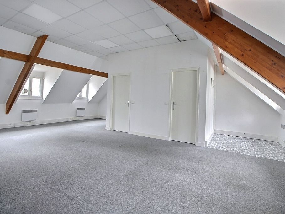 Location bureaux 67 m² non divisibles