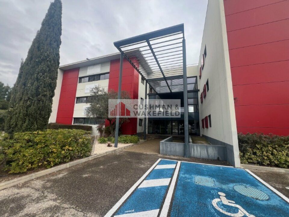 Vente bureaux 943.57 m² divisibles à partir de 275 m²