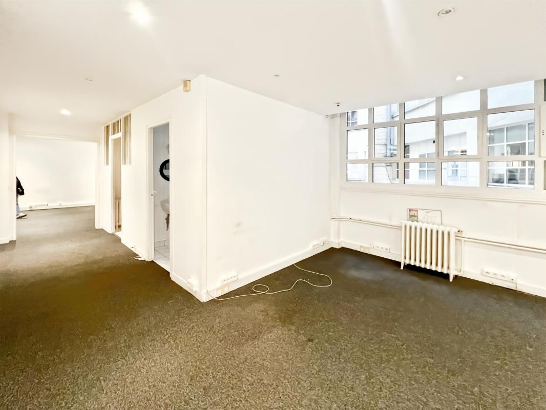 Location bureaux 150 m² non divisibles