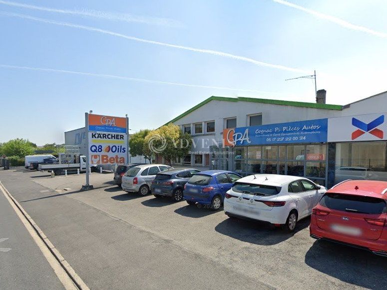 A LOUER BATIMENT DE 690 M²