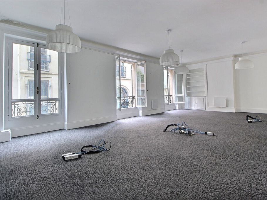 Vente bureaux 168 m² non divisibles