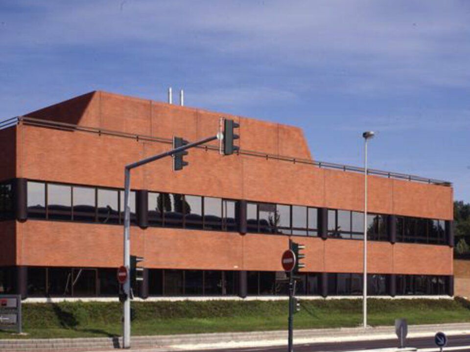 Location bureaux 553 m² divisibles à partir de 266 m²