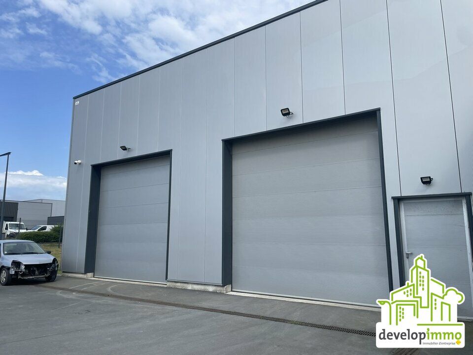 Location local d''activites 380 m² non divisibles