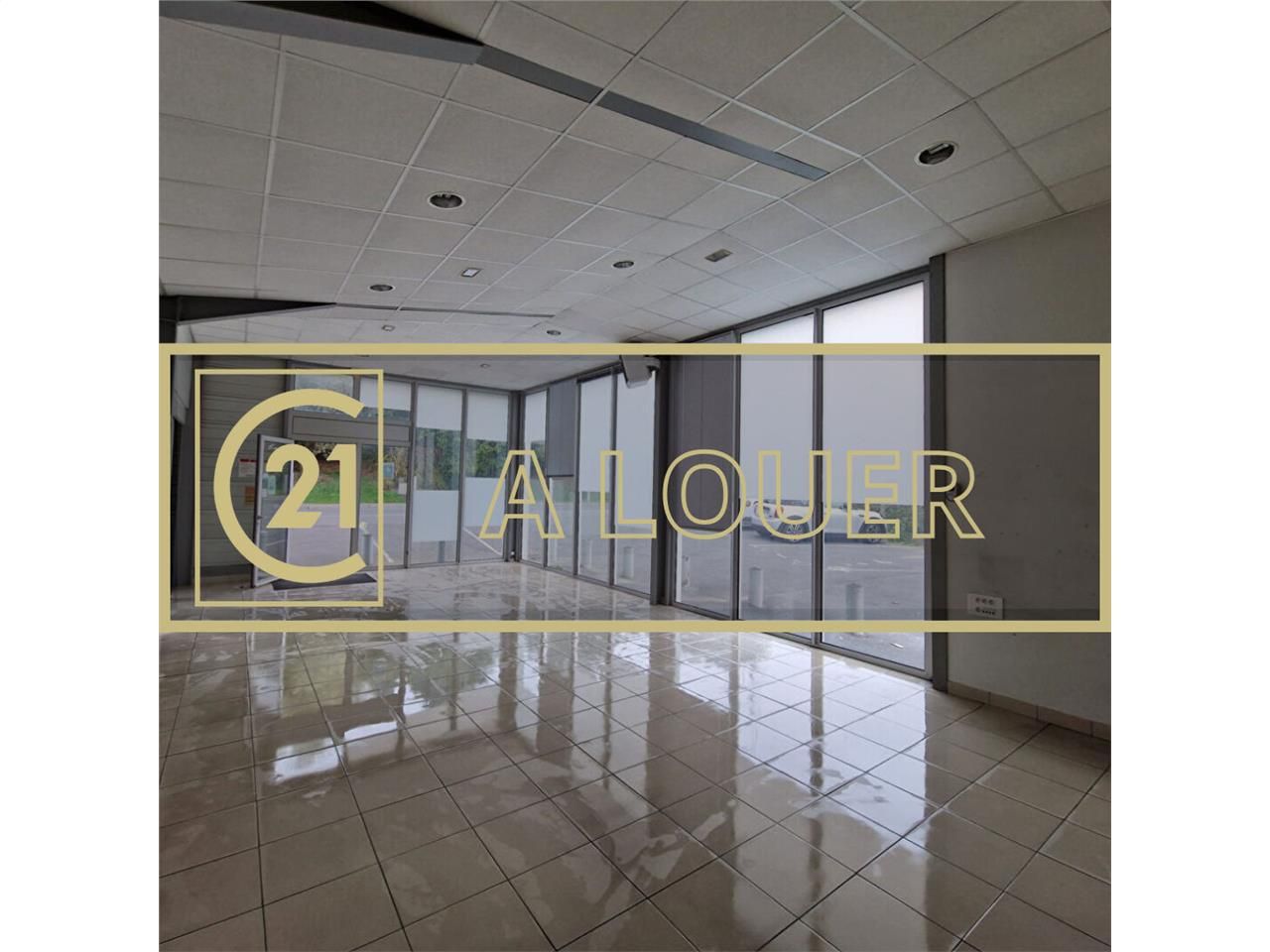 Location local 400.00 m² à CAEN