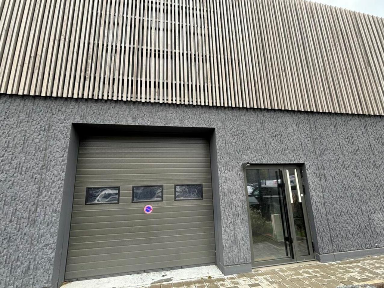 location - local d'activité - la madeleine