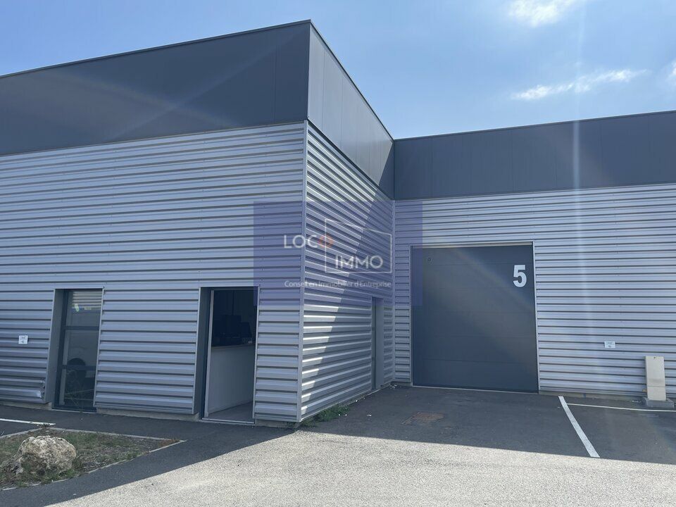 À LOUER  – LOCAL D'ACTIVITÉ – VILLENAVE D'ORNON (33140)