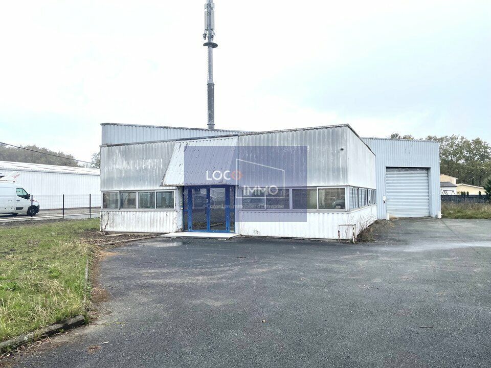 Location local d''activites 400 m² non divisibles