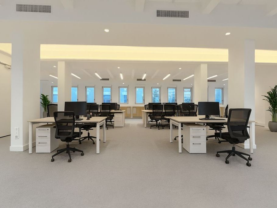 Location bureaux 1993 m² divisibles à partir de 212 m²