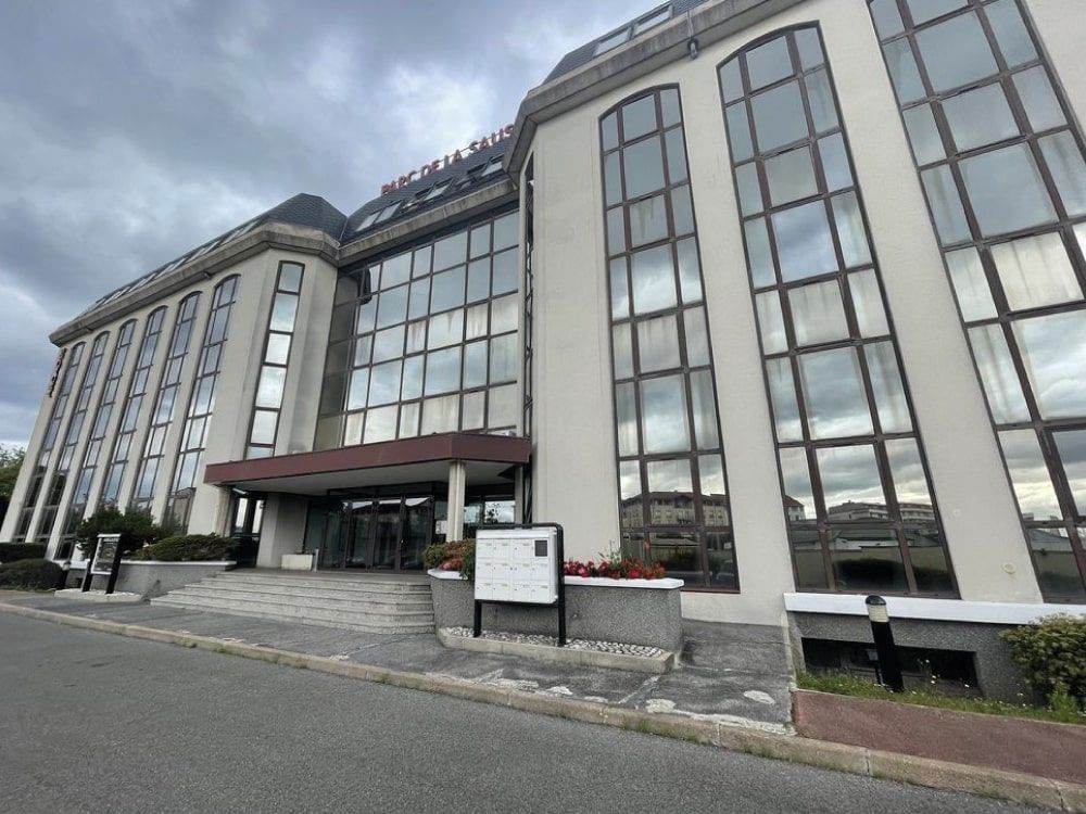 Location bureaux 800 m² non divisibles