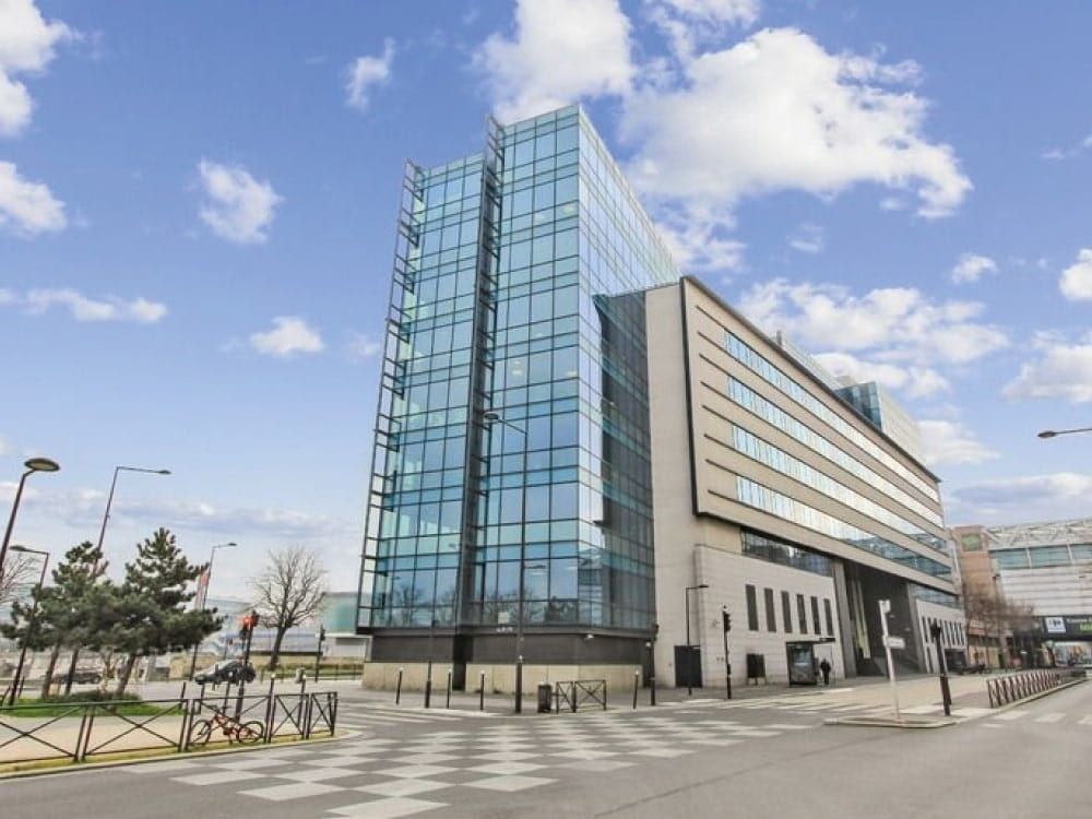 Location bureaux 744 m² divisibles à partir de 669 m²