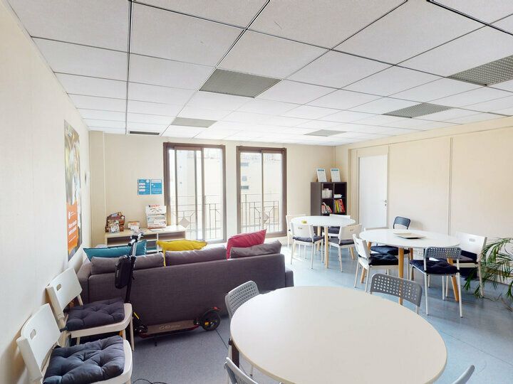 NICE CENTRE CARABACEL