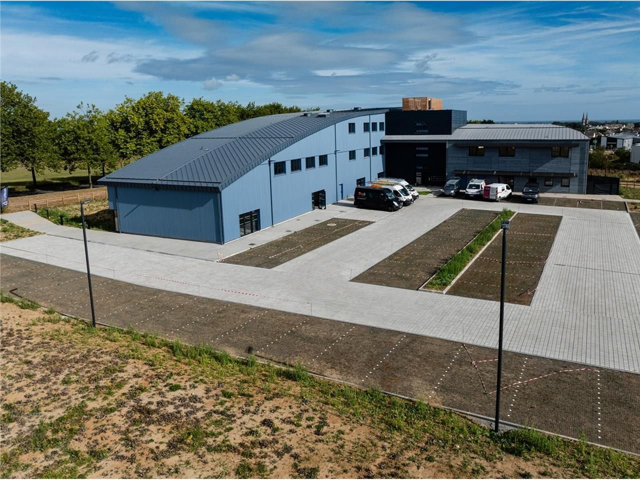 Location bureaux 49 m² à Douvres-la-Délivrande