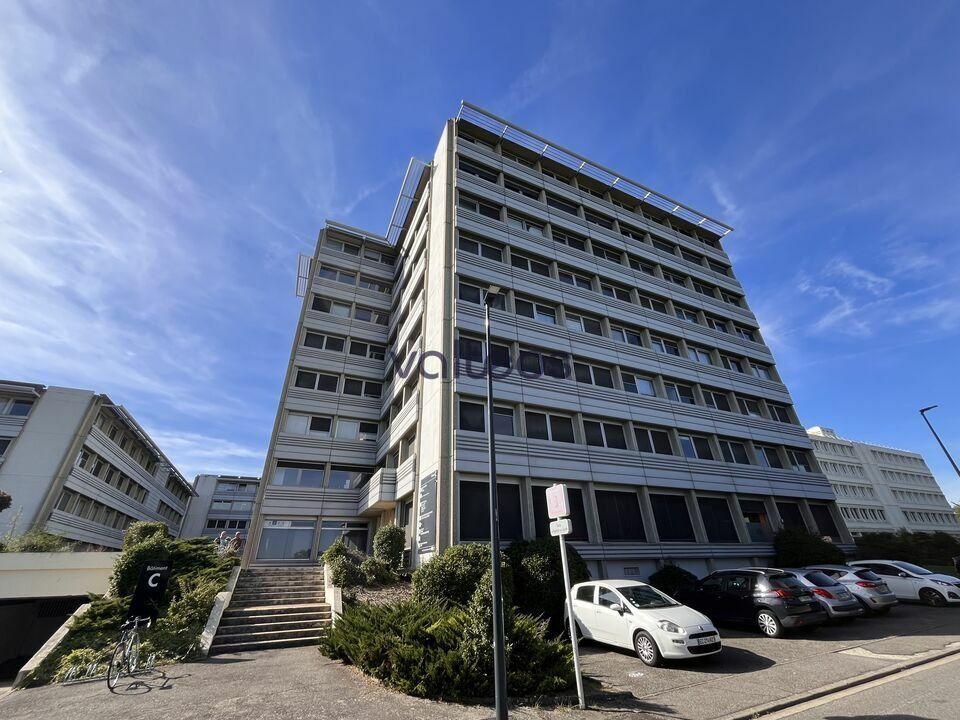 Vente bureaux 120 m² non divisibles