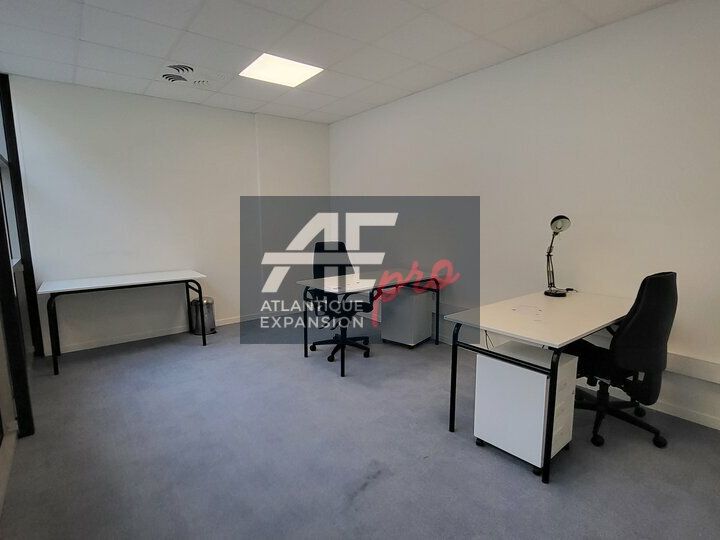 Location bureaux 47.62 m² non divisibles