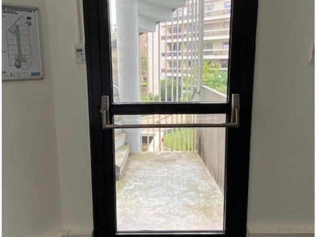 Location bureaux 128 m² non divisibles