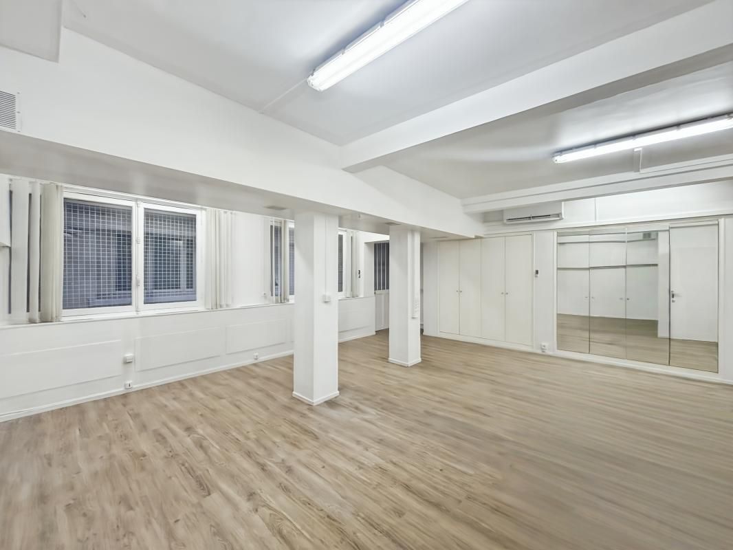 Location bureaux 75 m² non divisibles
