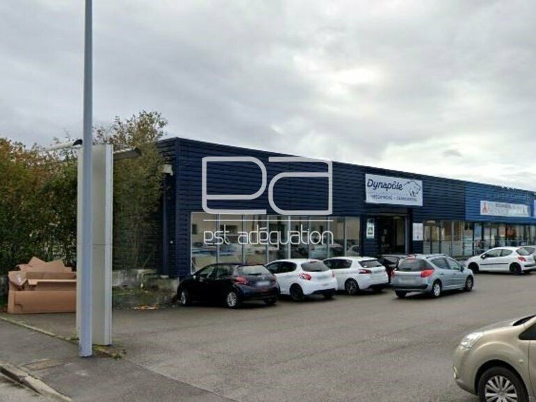 Vente local commercial 760 m² non divisibles