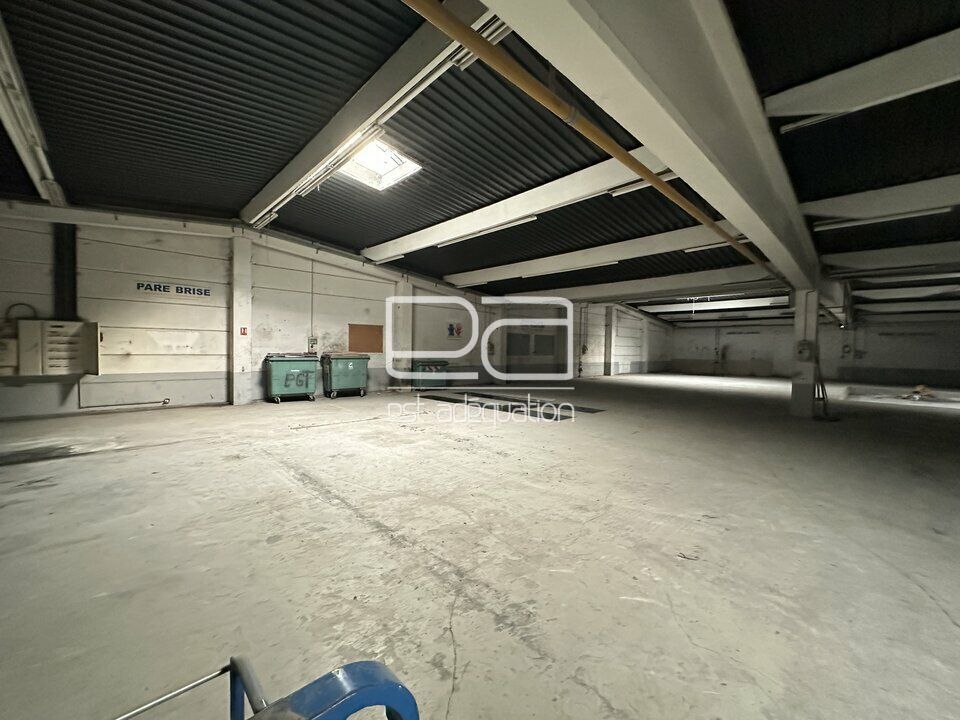 À vendre – Local mixte commerce / activité – 760 m² – Ludres (ZI des Franclos)